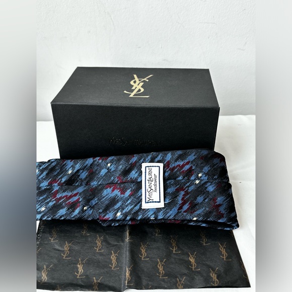 Bundle Authentic YSL Pouch and YSL necktie - Picture 5 of 9